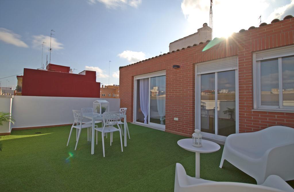 Flatsforyou Port Apartment Valencia Exterior photo